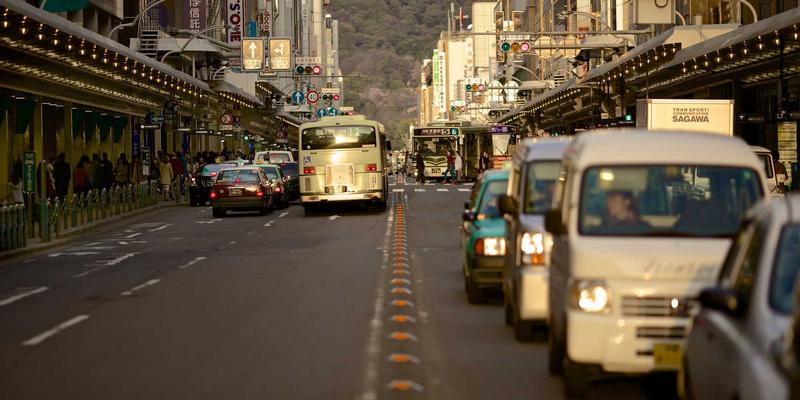 中国捕猎72小时：从狩猎装备到户外生存的现代探索